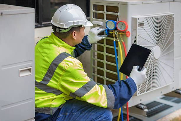Professional Hvac technician working in Macon, GA